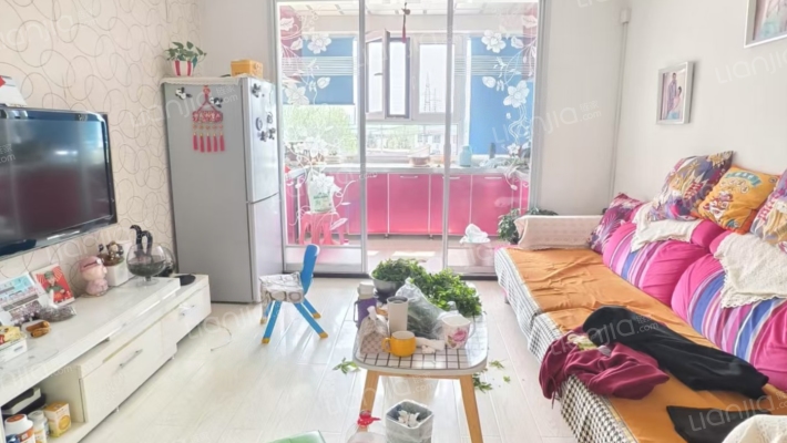 龙新雅居二手房实景图