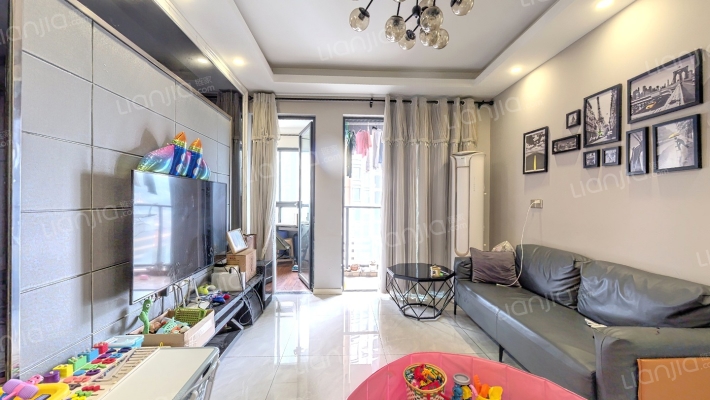 国富沙磁巷二手房实景图