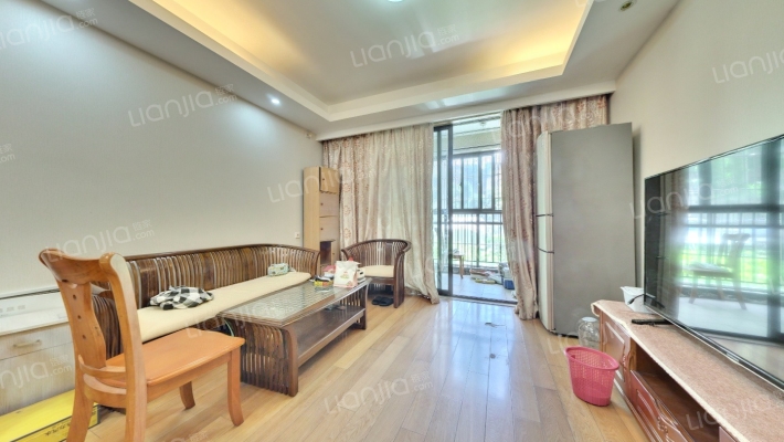 中铁逸都2期二手房实景图