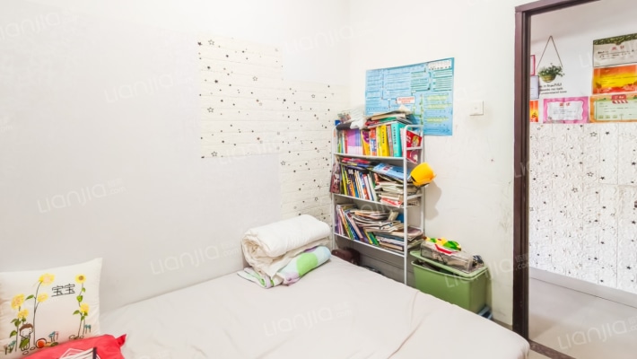 新潘宅小区二手房实景图