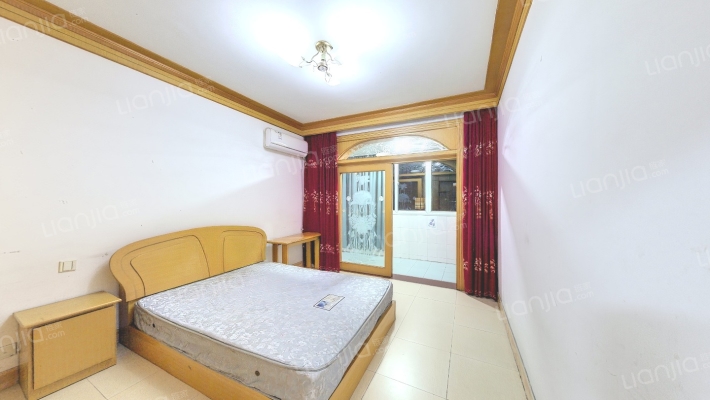 宝塔路196号院二手房实景图