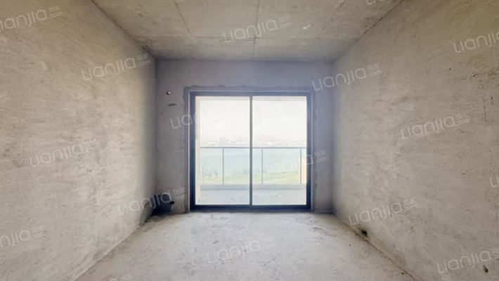 蓝城·香山小镇二手房实景图