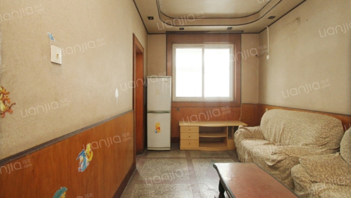 人寿保险家属院二手房实景图