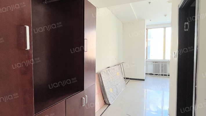 上海城1居室楼房42平米简单装修出售-卧室