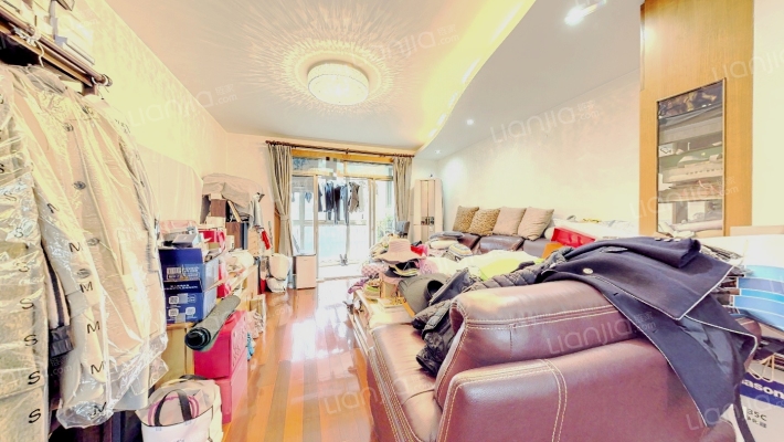 宏莲馨苑二手房实景图