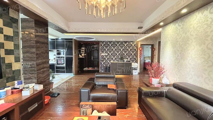 中央花园二手房实景图