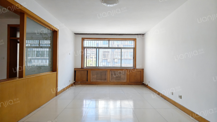 药监局宿舍二手房实景图