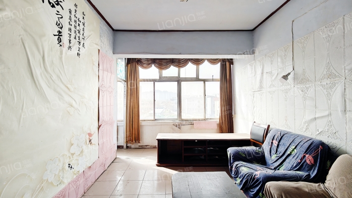 泰安市食品公司宿舍二手房实景图