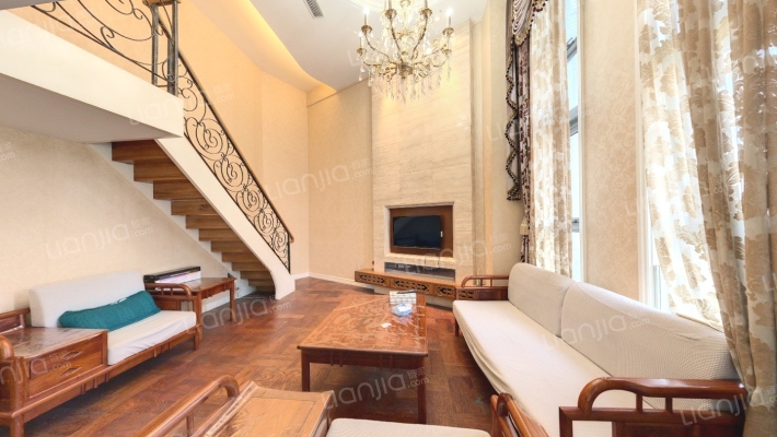 绿洲国际商务公馆C二手房实景图