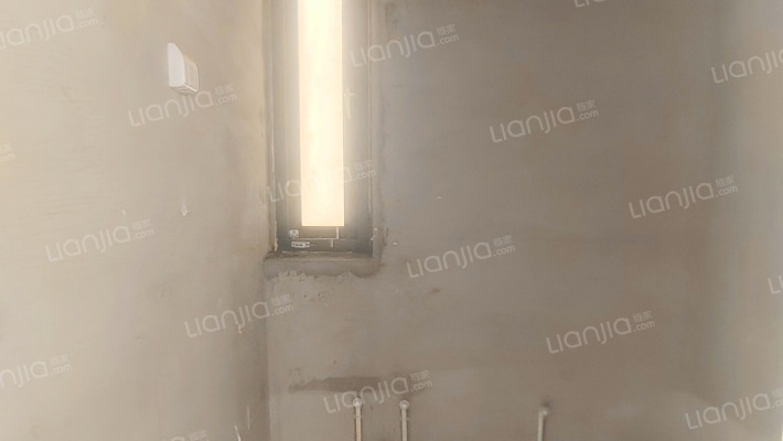 此房小区环境成熟 大产权 户型好 格局好-卫生间B