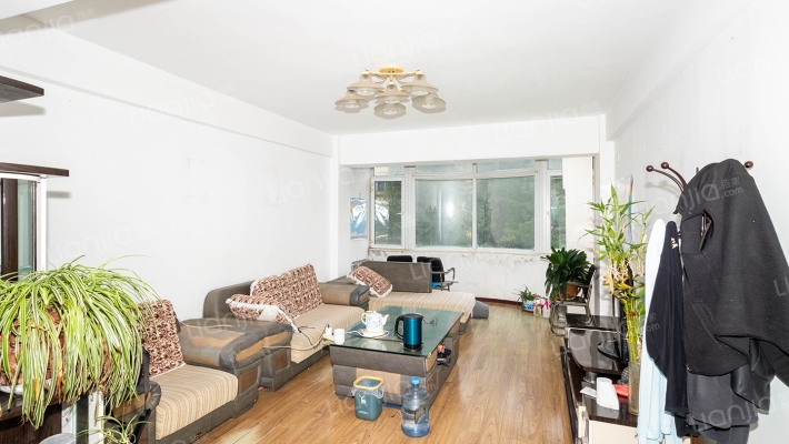 山上街小区二手房实景图