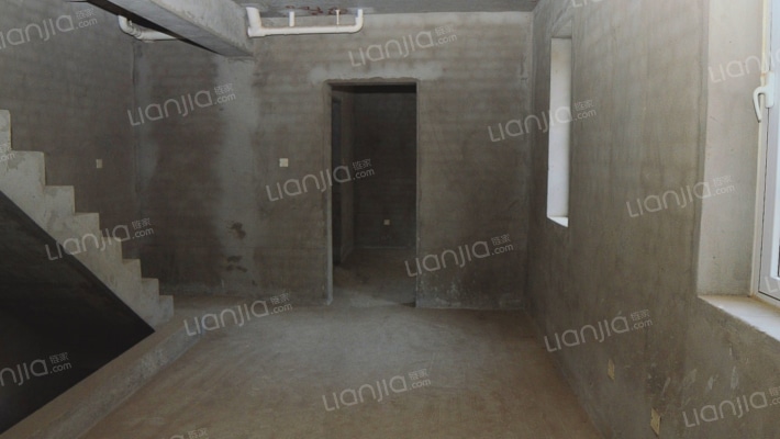 4A级高尔夫别墅景区，交通便利 出行方便 ，绿化好。-客厅B