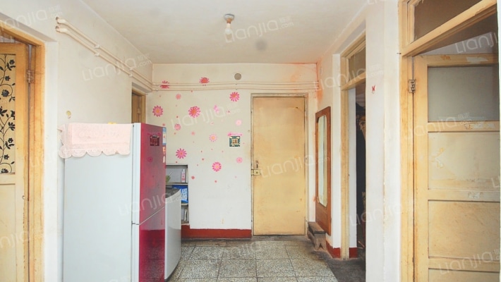 信用社家属楼二手房实景图