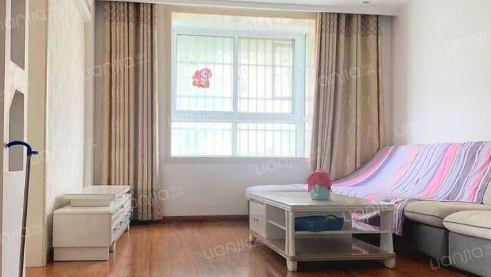 馨宁雅居二手房实景图