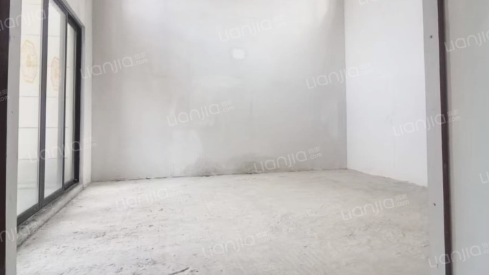新城龙樾府二手房实景图