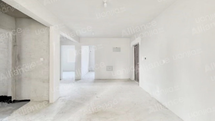 汇元玖号院南北通透大三居，毛坯随意装修-餐厅