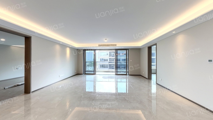 绿城交投汀岸晓庐二手房实景图