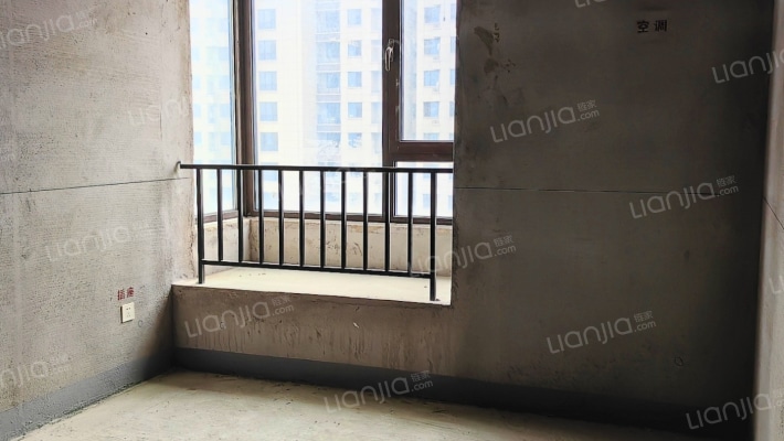 中间楼层房子集中供暖.坡地园林-卧室A