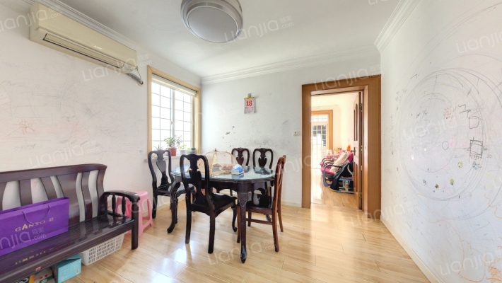 莘怡公寓二手房实景图