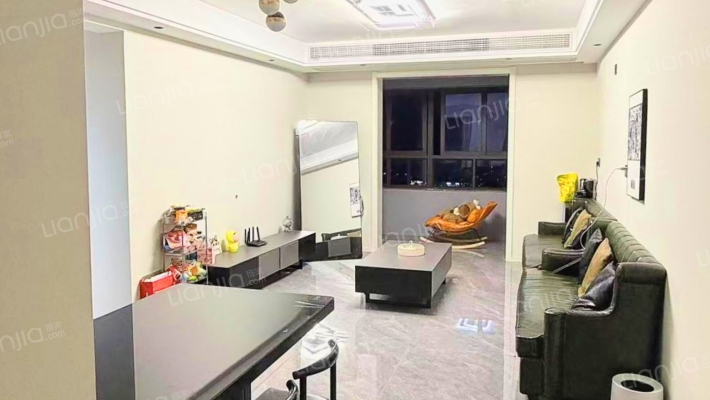 东城雅苑二手房实景图