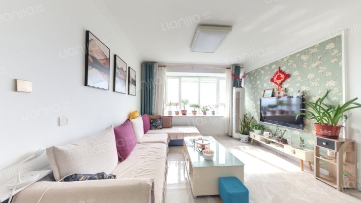 金域華庭二手房实景图