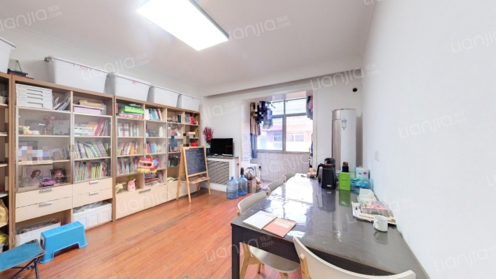 西航三校小区二手房实景图