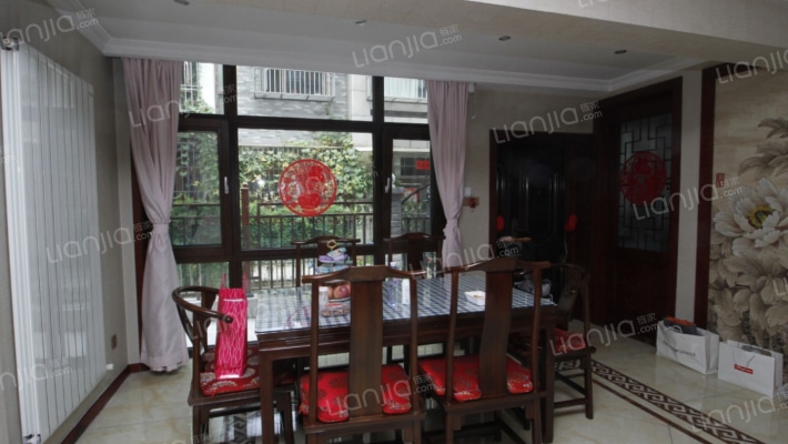 景致名苑二手房实景图