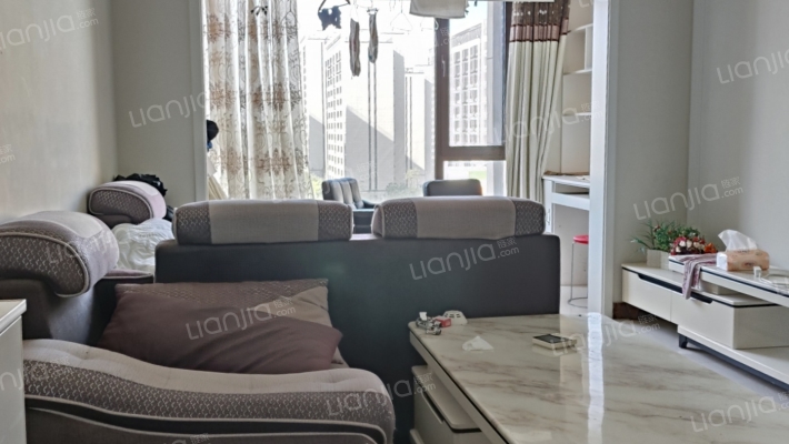 涿州东站65平米精装修的大一居室-客厅