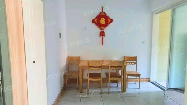 欣欣庄园两居室 好楼层 停车方便-餐厅