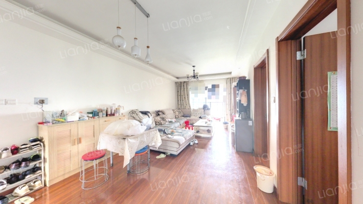 万科学府二手房实景图