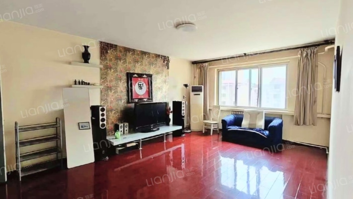 金霞别墅二手房实景图