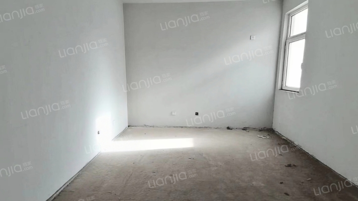 全南向两居室，视野无遮挡，小区环境好，人员素质高-卧室A