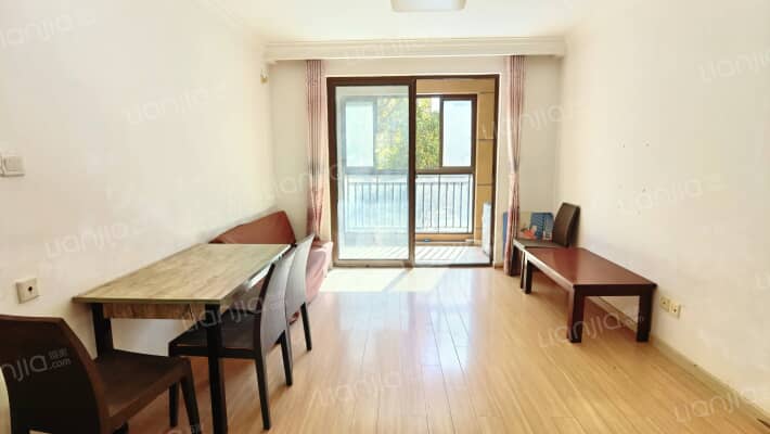 旭辉城二手房实景图