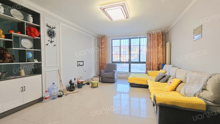 新华园小区二手房实景图