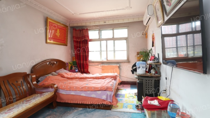 南新小区二手房实景图