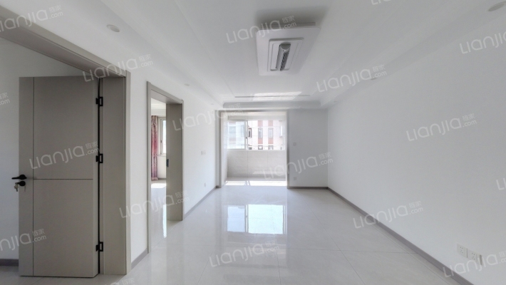 光明东村一期二手房实景图