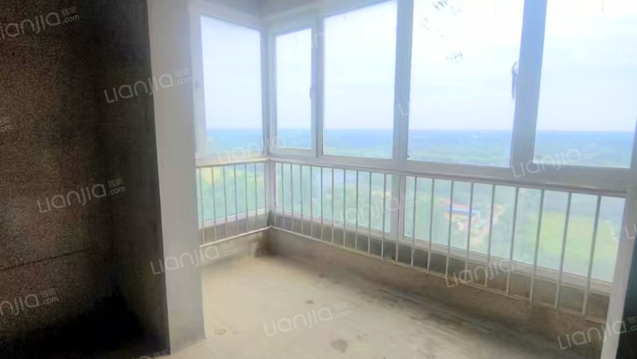 温莎假日二期高层公寓 3室2厅 南 北-卧室C