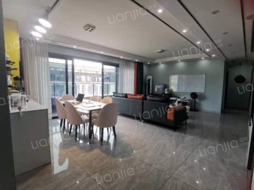 整租·观山御璟一期 4室2厅 东南