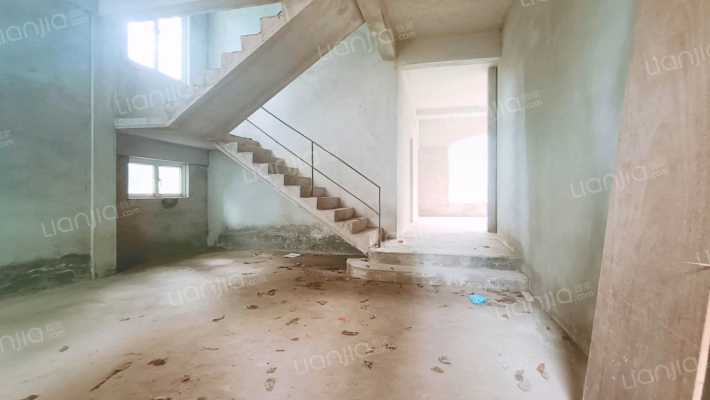 三正半山豪苑水岸豪门二手房实景图