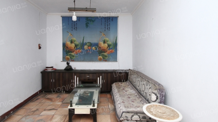 闫回小区二手房实景图