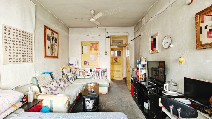 电影发行放映公司宿舍二手房实景图