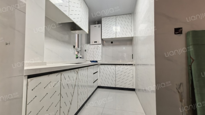 桃源新都两居出售，楼层好价格低-厨房