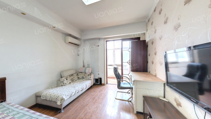 中心医院宿舍二手房实景图