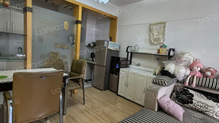 攀枝花大道中段398号二手房实景图