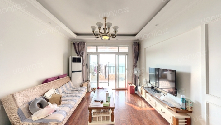 联发瞰青1期二手房实景图