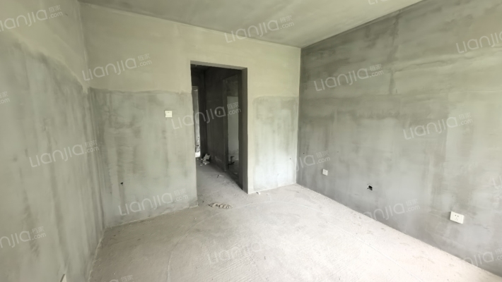 御景园一层带下樾三居室 房本满二-卧室C