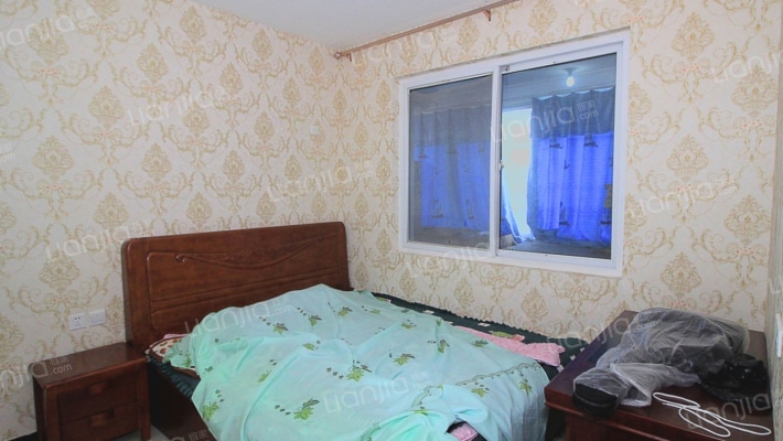 盛和丽湾两室两厅 小区环境干净舒适 适合居住-卧室B