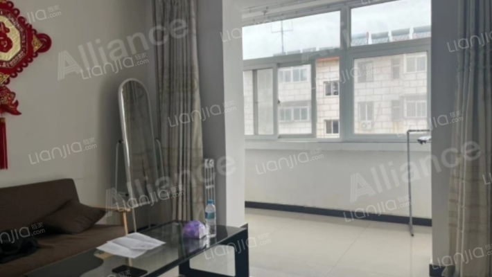 职教中心家属院二手房实景图