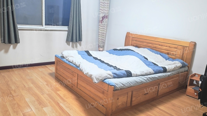 南北通透大两居 自住装修 电梯洋房-卧室