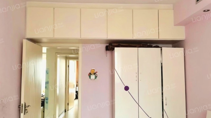 华阳公寓，精装修，通透格局，位置好-卧室B